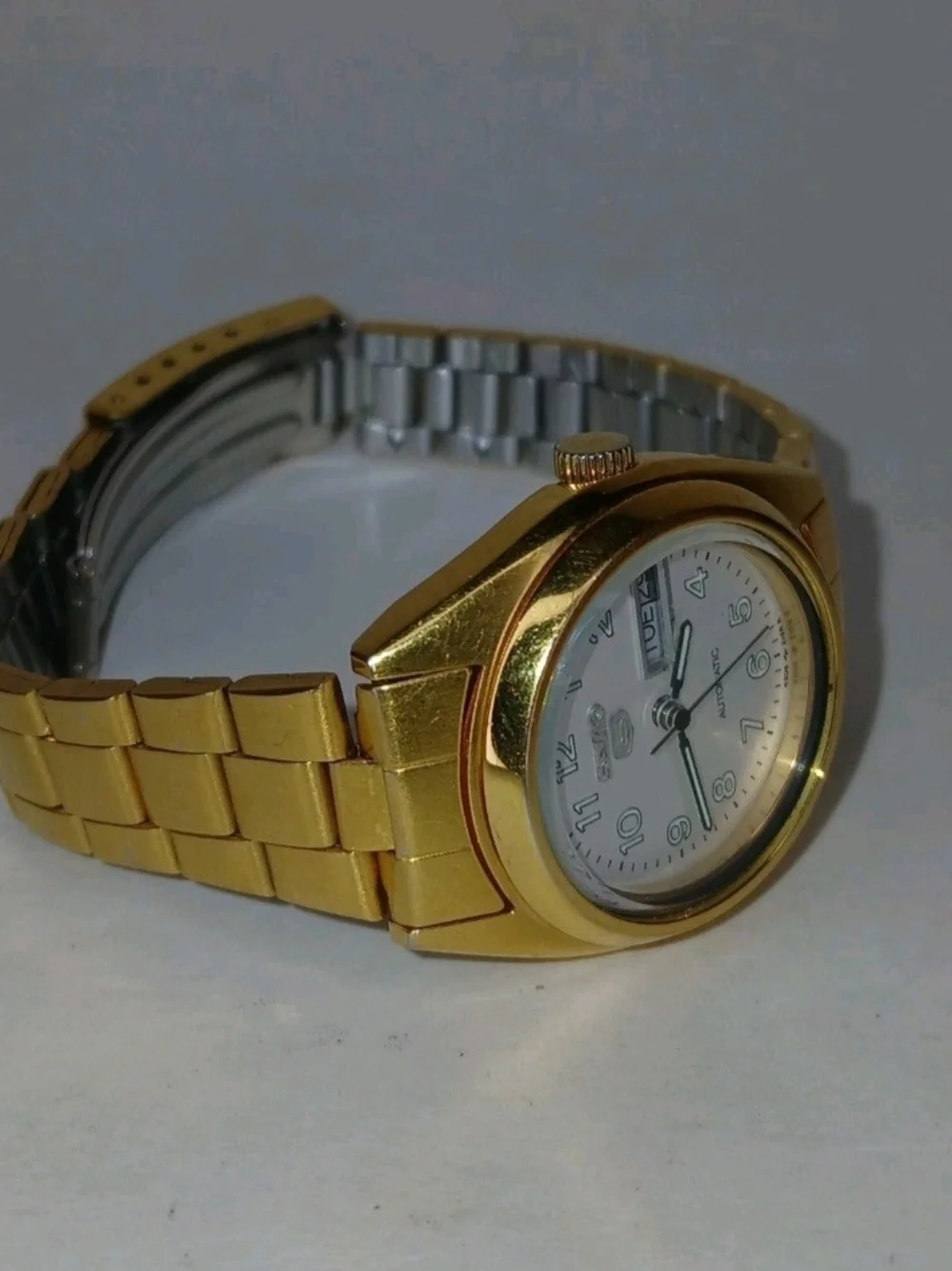 ​Seiko 5 Automatic Watch Gold Tone White Dial Day Date 4206-0600 Runs Vintage